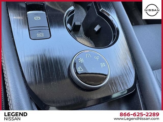Used 2023 Nissan Rogue Platinum w/ Platinum Premium Package AWD/4WD image 33
