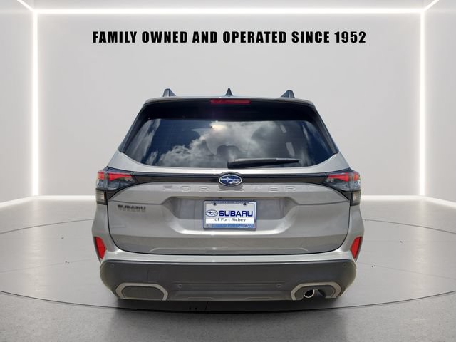 Used 2025 Subaru Forester Limited AWD/4WD image 4