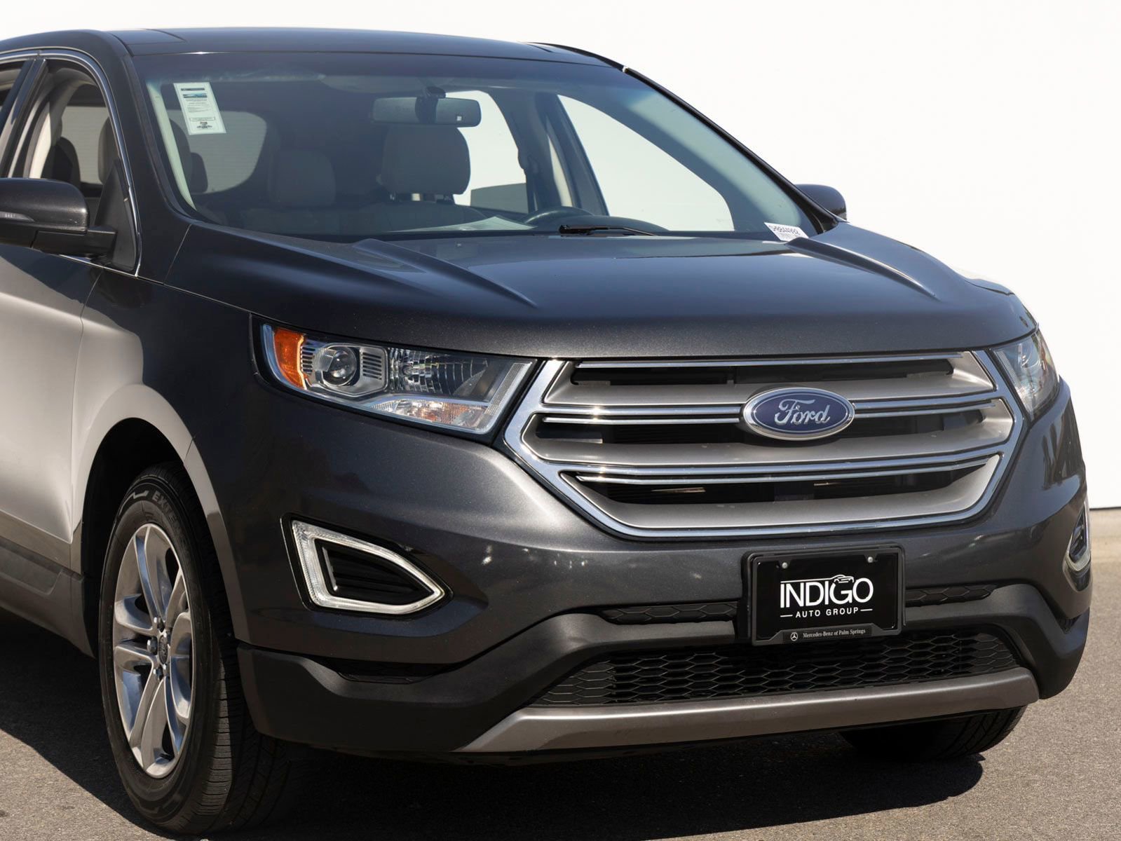 Used 2017 Ford Edge Titanium w/ Equipment Group 301A AWD/4WD image 3