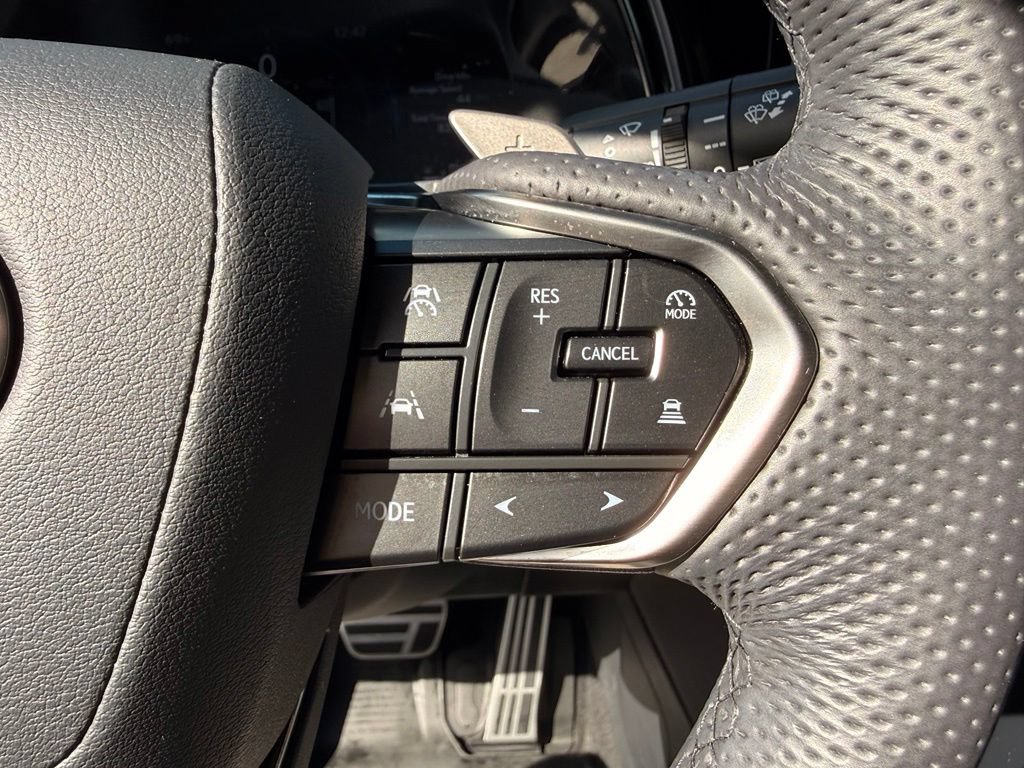 Used 2024 Lexus TX 500h AWD image 19