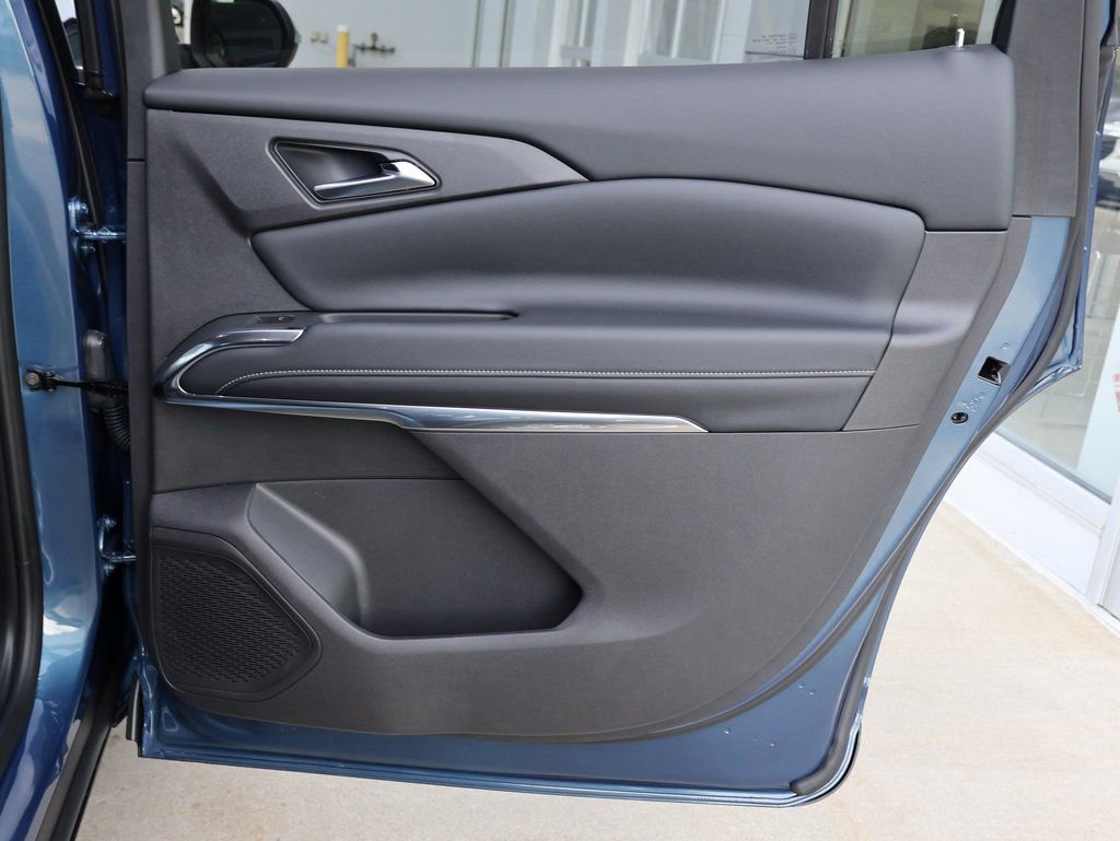 New 2026 Chevrolet Traverse LT w/ LPO, Floor Liner Package image 31