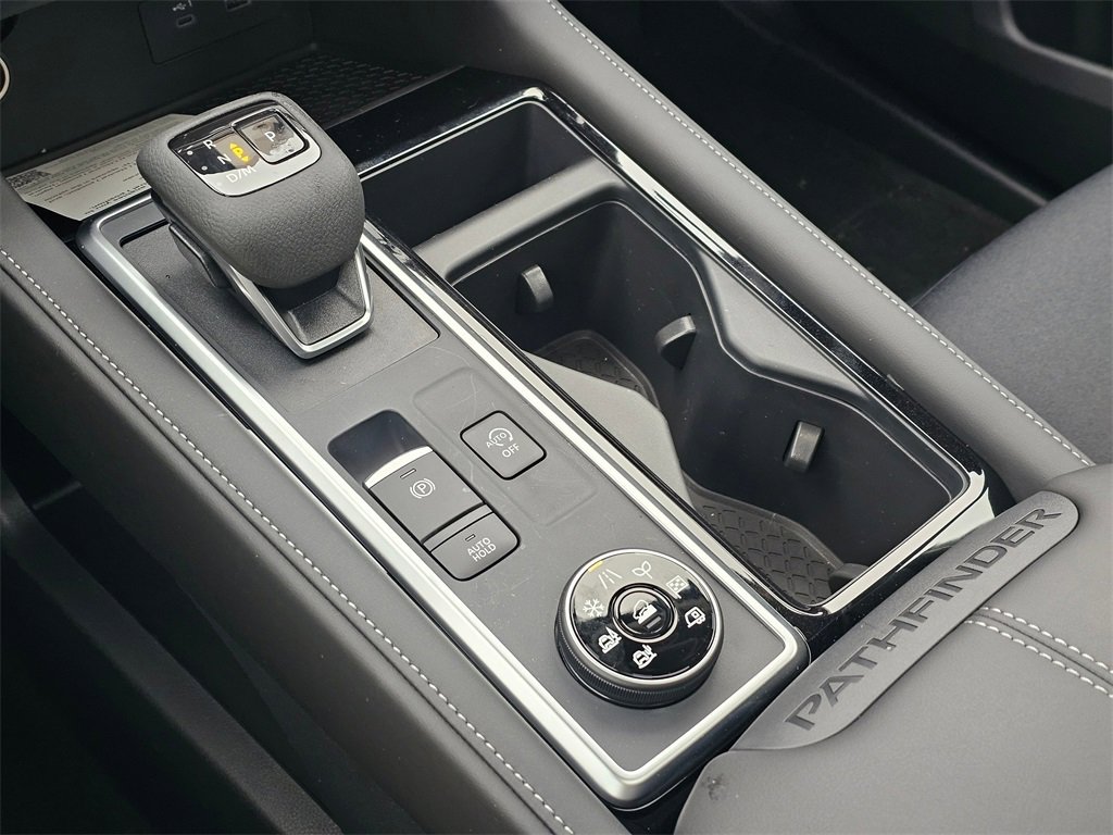 New 2025 Nissan Pathfinder SV w/ SV Premium Package image 18