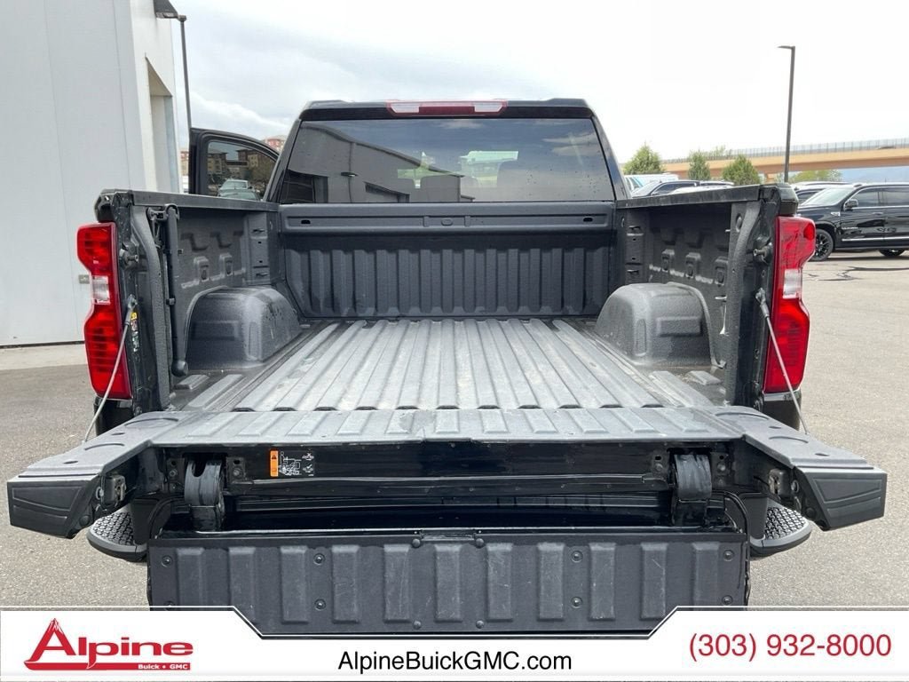 Certified 2024 Chevrolet Silverado 1500 Custom w/ LPO, Dark Essentials Package AWD/4WD image 19