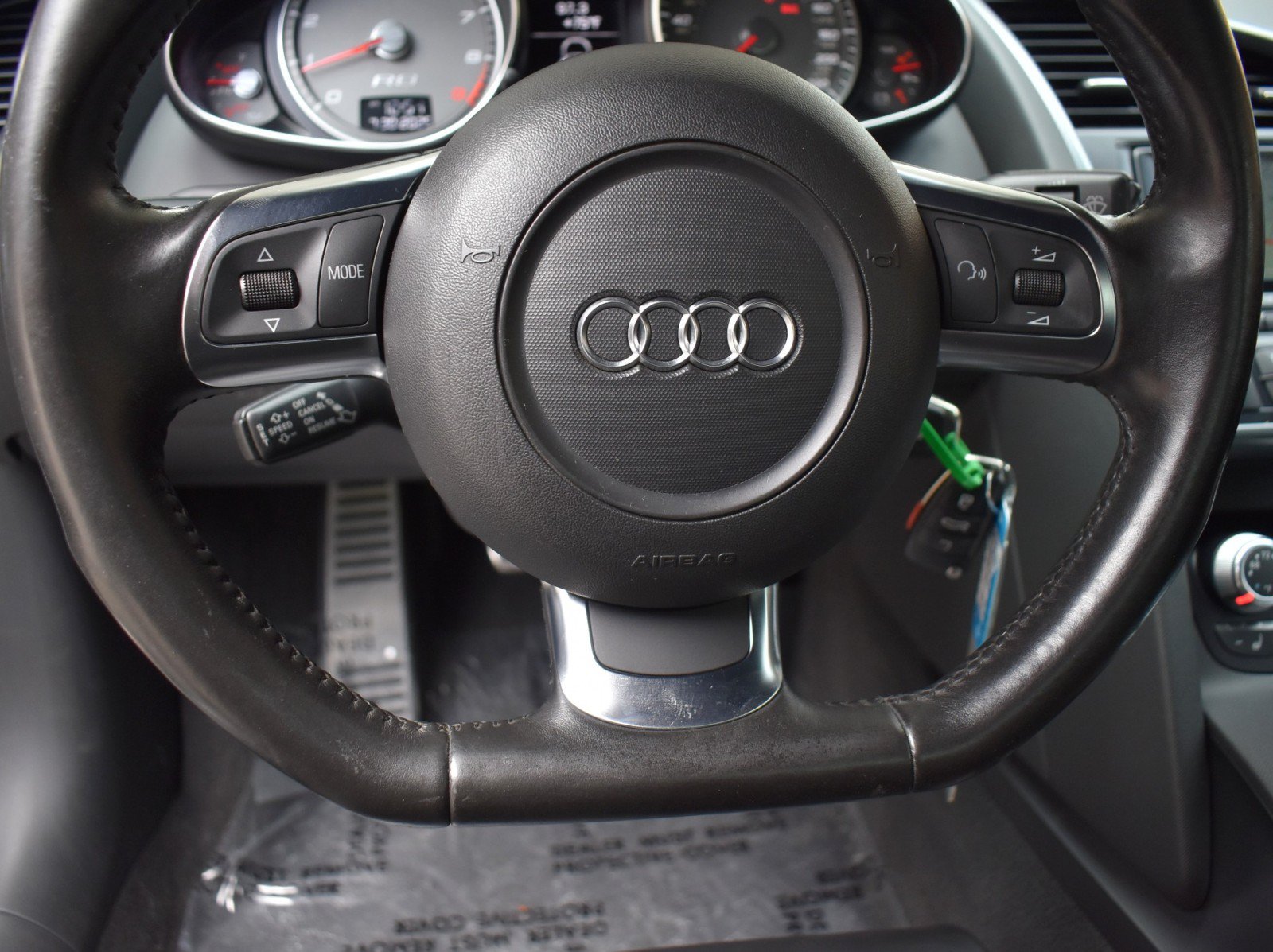 Used 2009 Audi R8 V8 w/ Premium Pkg AWD/4WD image 16