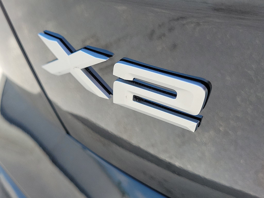 Used 2026 BMW X2 xDrive28i w/ Technology Package AWD/4WD image 7