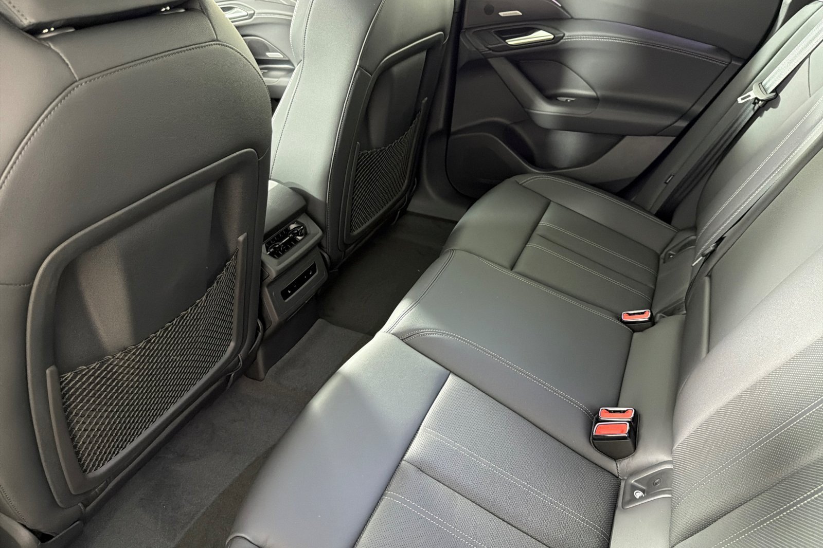New 2027 Audi A6 e-tron Premium Plus AWD/4WD image 11