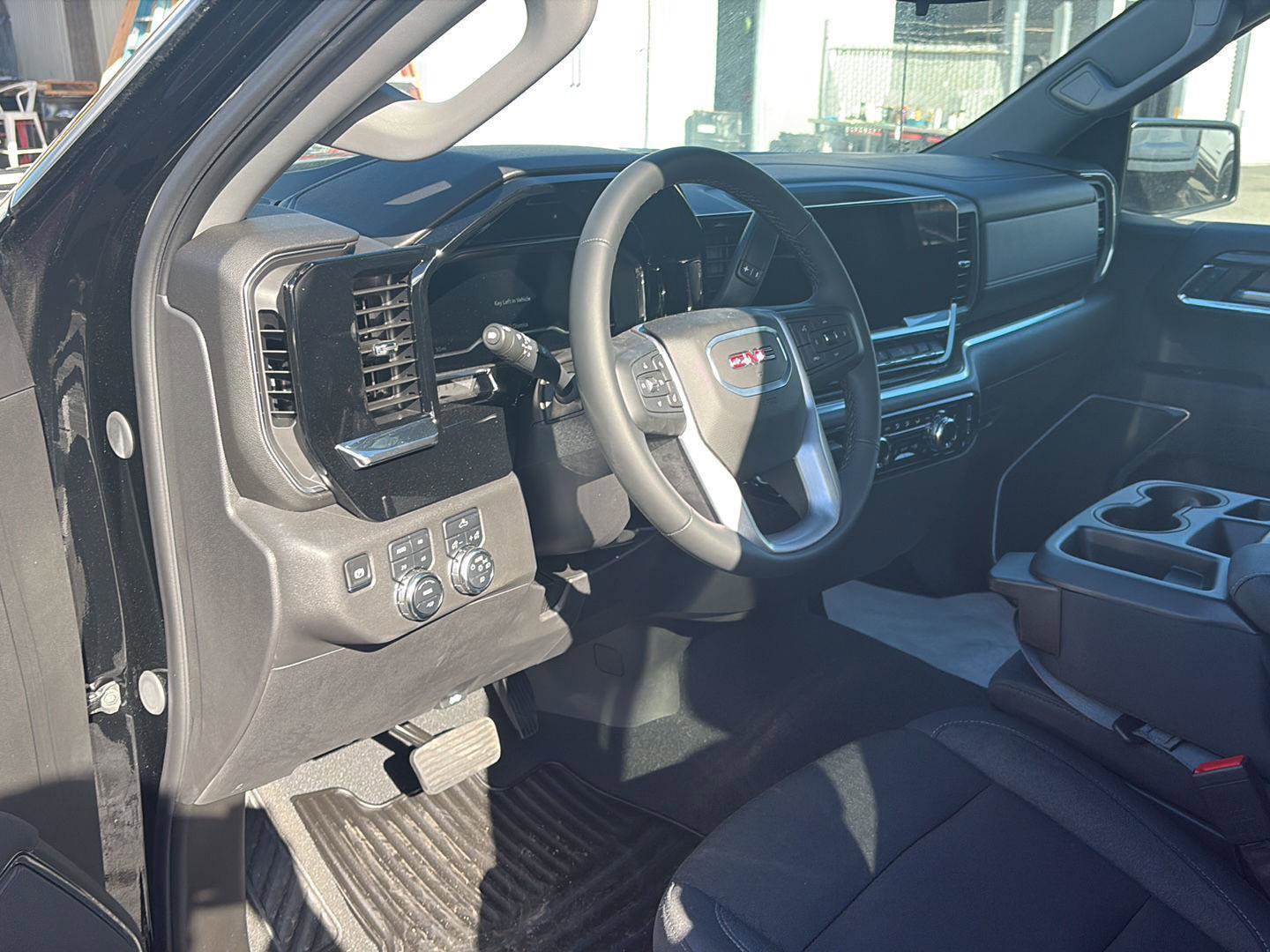 Used 2025 GMC Sierra 1500 Elevation w/ X31 Off-Road Package image 34