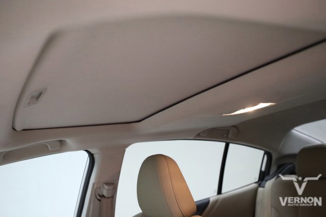 Used 2020 Subaru Legacy Limited image 14