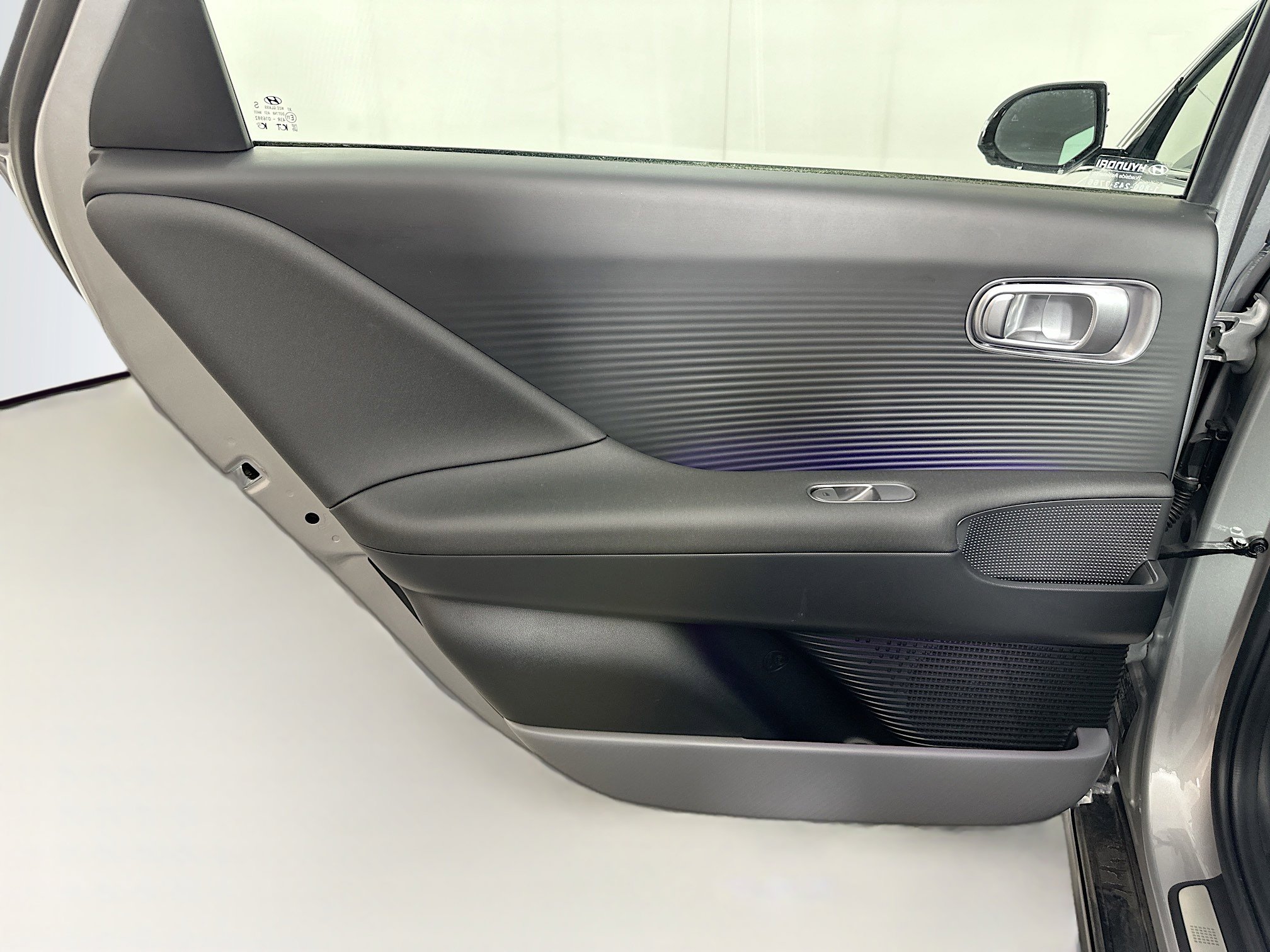 Used 2024 Hyundai Ioniq 6 Limited RWD image 27