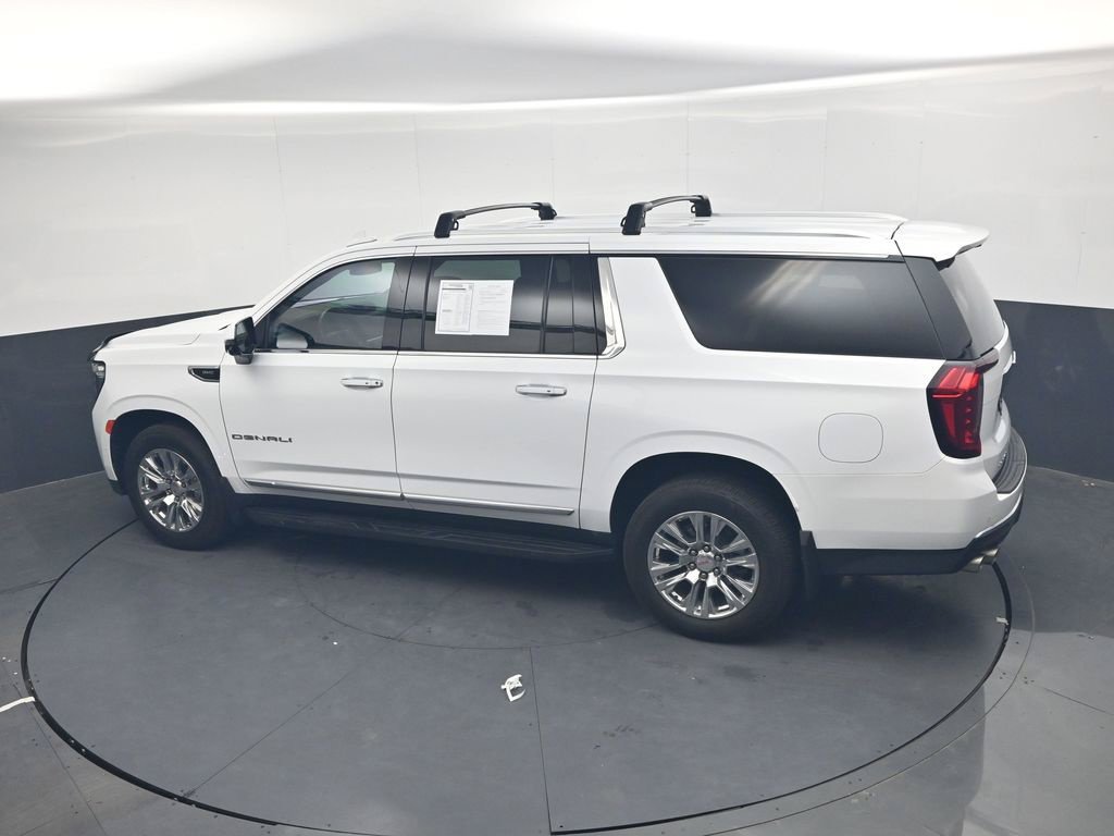 Used 2021 GMC Yukon XL Denali AWD/4WD image 34
