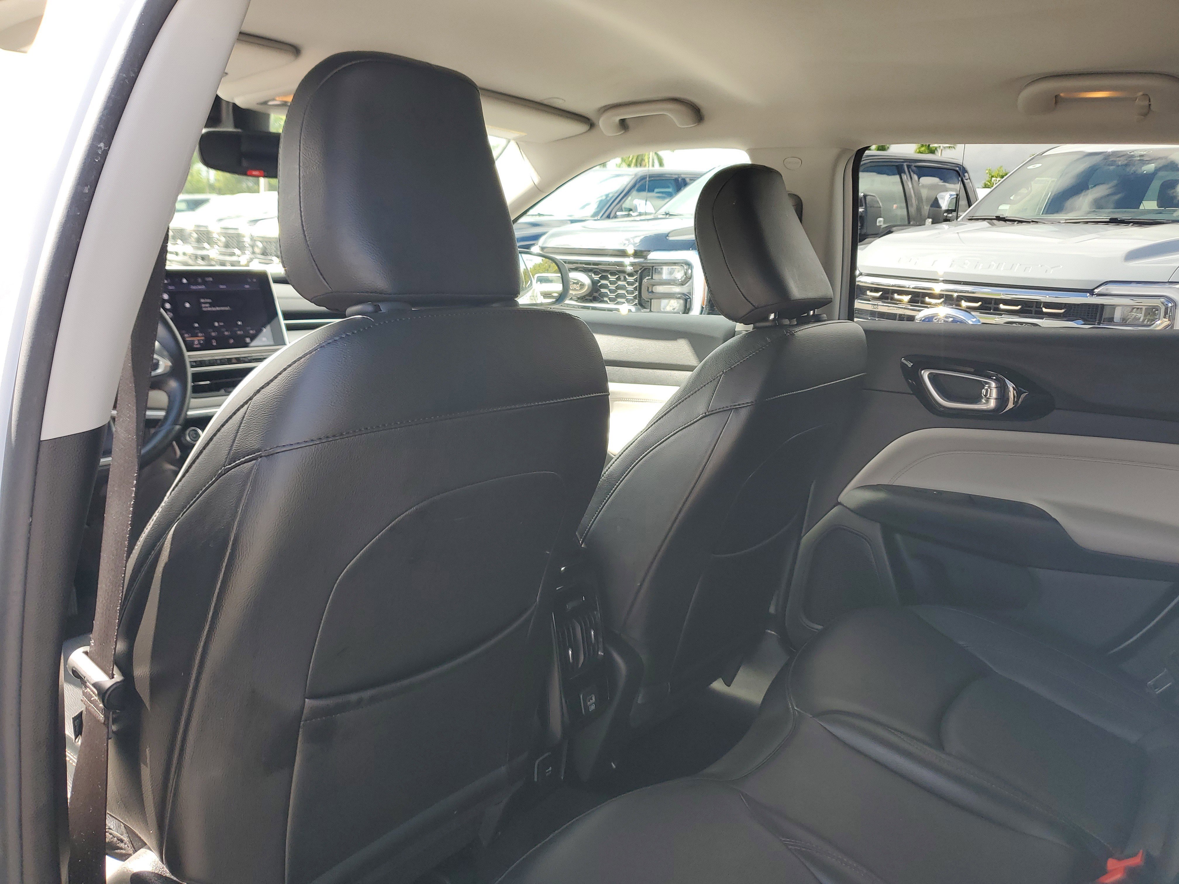 Used 2022 Jeep Compass Limited image 13