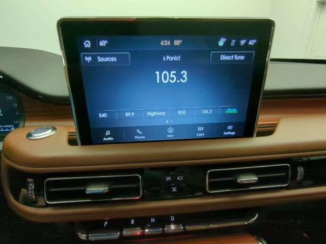 Used 2024 Lincoln Aviator Reserve w/ Equipment Group 201A AWD/4WD image 17