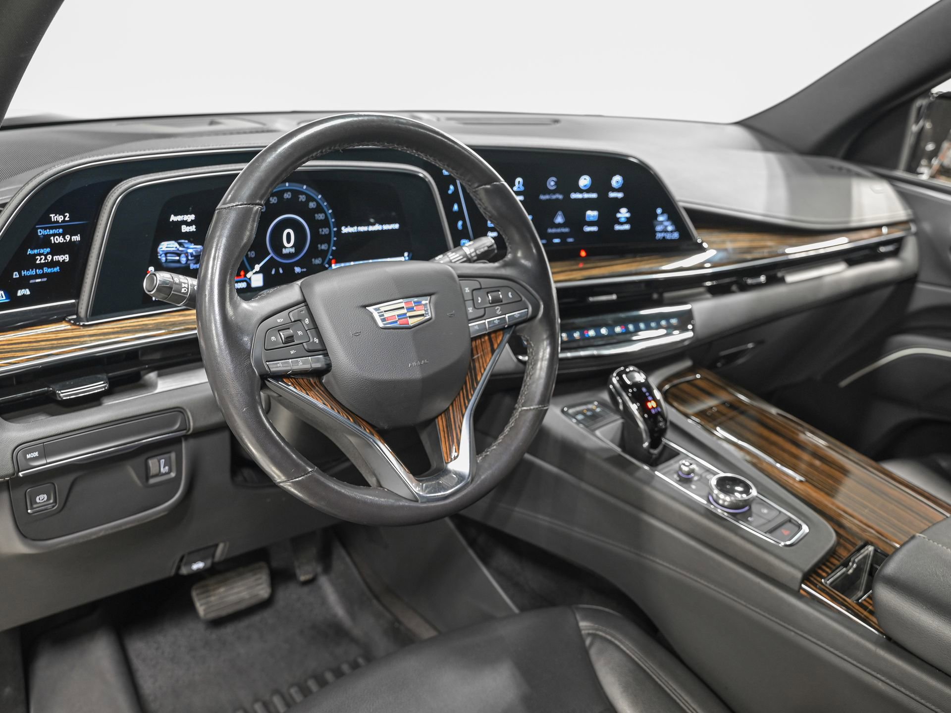 Used 2023 Cadillac Escalade ESV Luxury image 15