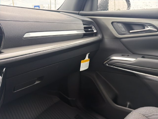 New 2027 Chevrolet Traverse LT w/ Midnight/Sport Edition FWD image 31