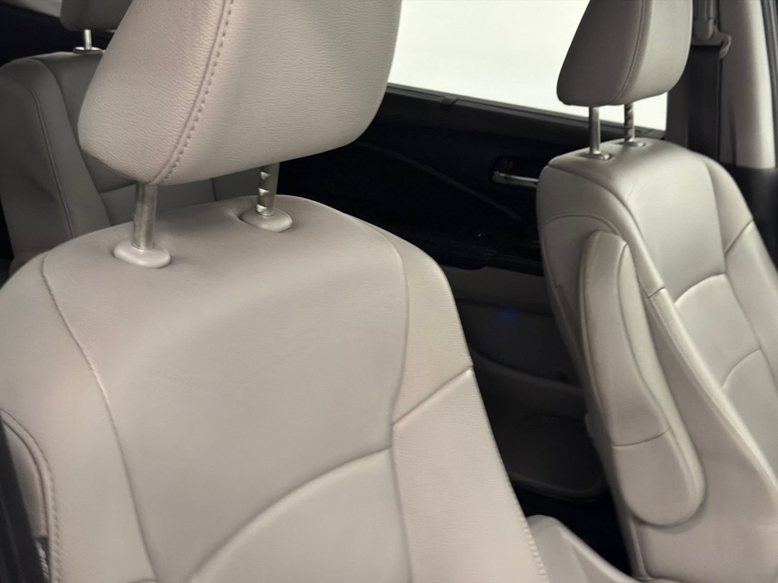 Used 2019 Honda Pilot Touring image 9