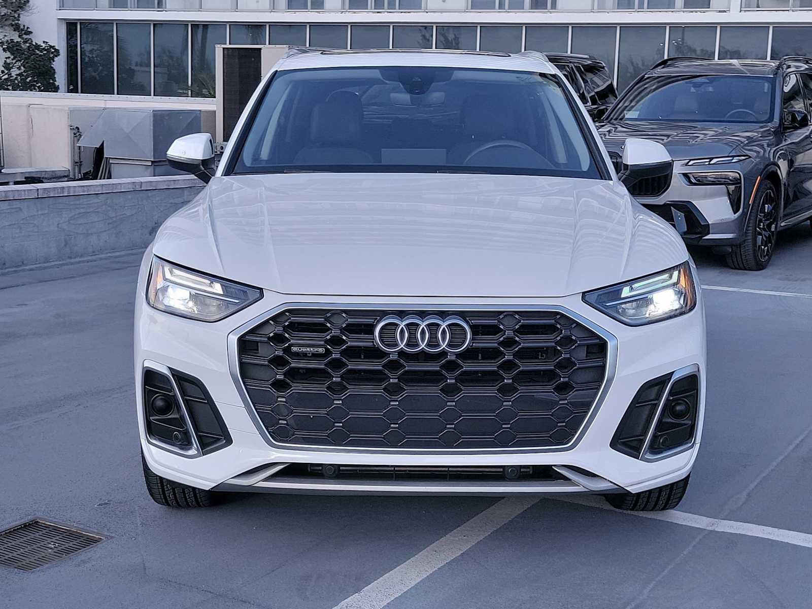 Certified 2023 Audi Q5 2.0T Premium w/ Convenience Package AWD/4WD image 9