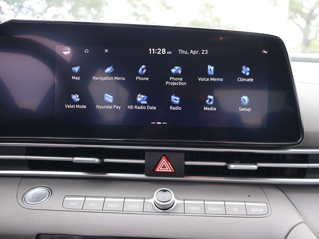 Used 2023 Hyundai Elantra SEL w/ Convenience Package FWD image 42