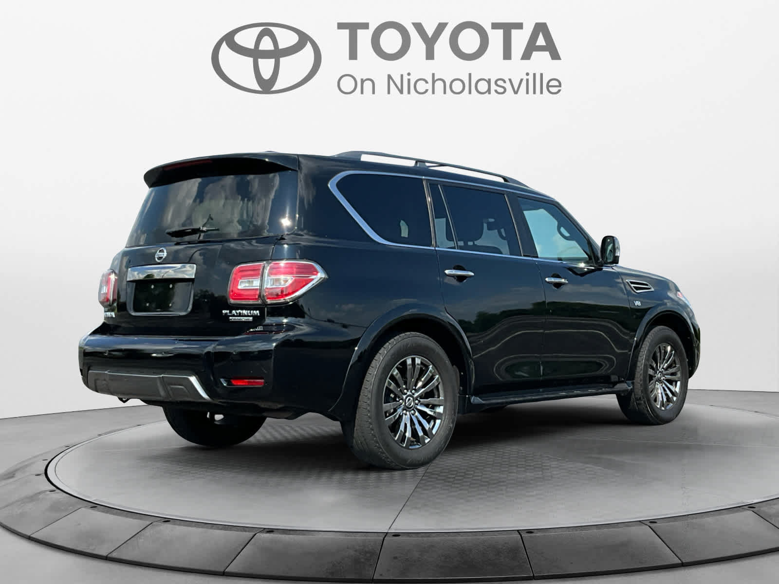 Used 2019 Nissan Armada Platinum w/ Captain's Chairs Package AWD/4WD image 5