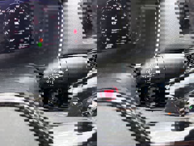 Used 2022 Honda Civic Touring image 17