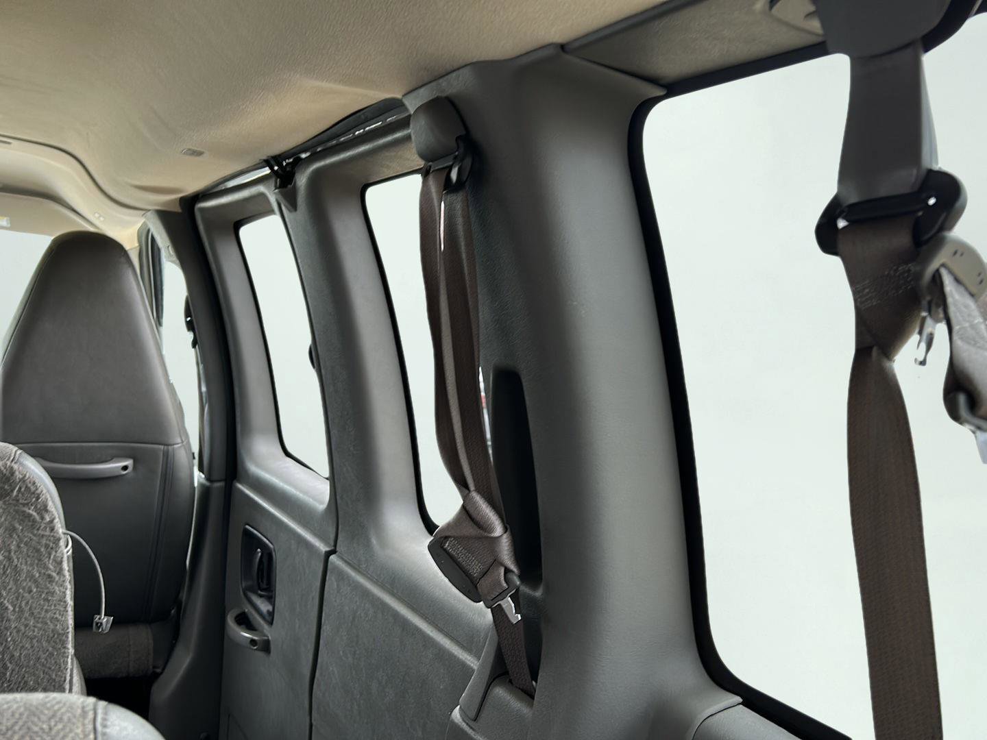 Used 2020 Chevrolet Express 3500 LT w/ LT Preferred Equipment Group image 25