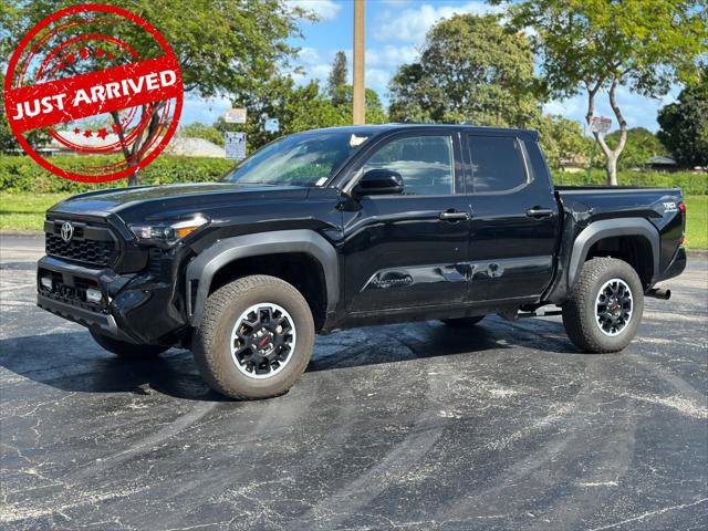 Used 2025 Toyota Tacoma TRD Off-Road AWD/4WD image 2