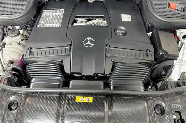 New 2026 Mercedes-Benz GLS 580 4MATIC image 29