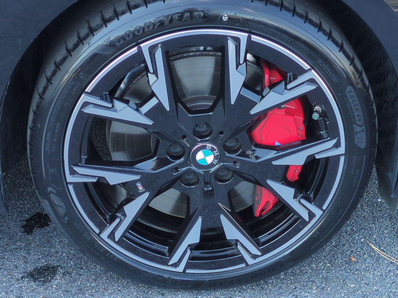 Certified 2025 BMW 228i xDrive w/ Premium Package AWD/4WD image 13
