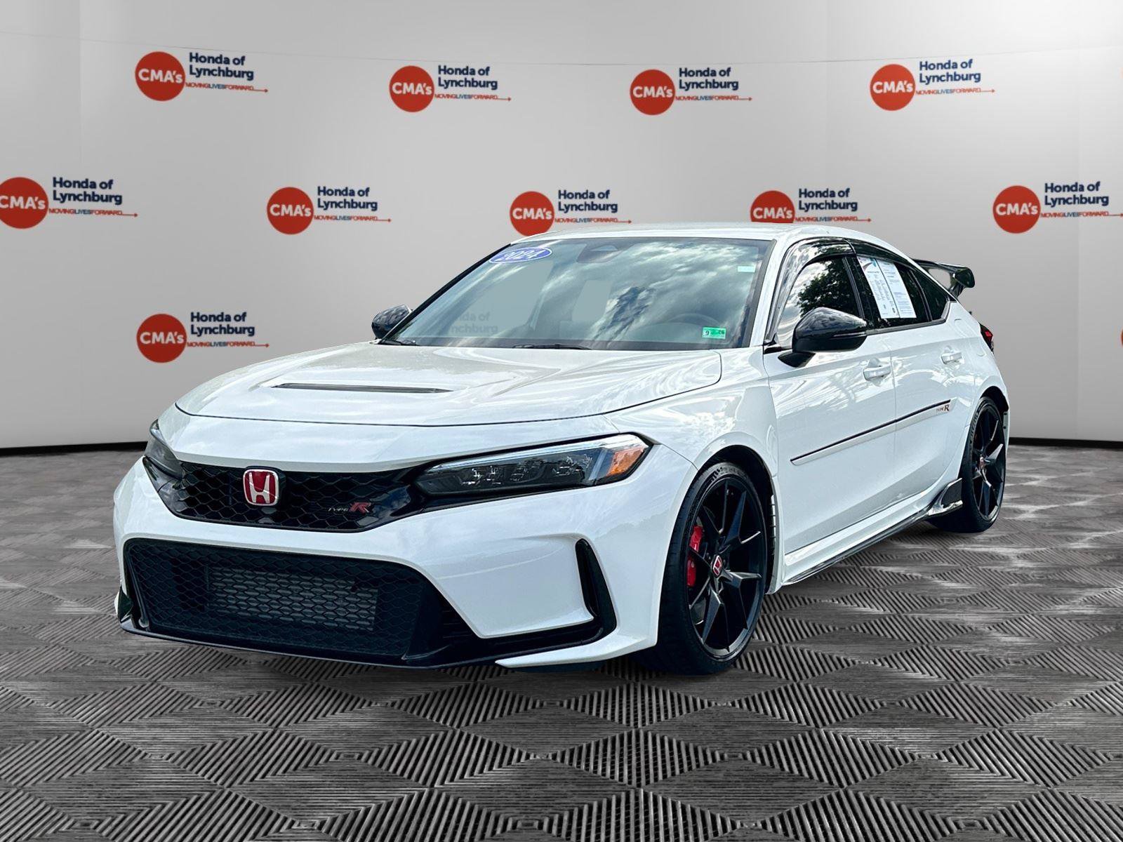 Used 2024 Honda Civic Type R image 1