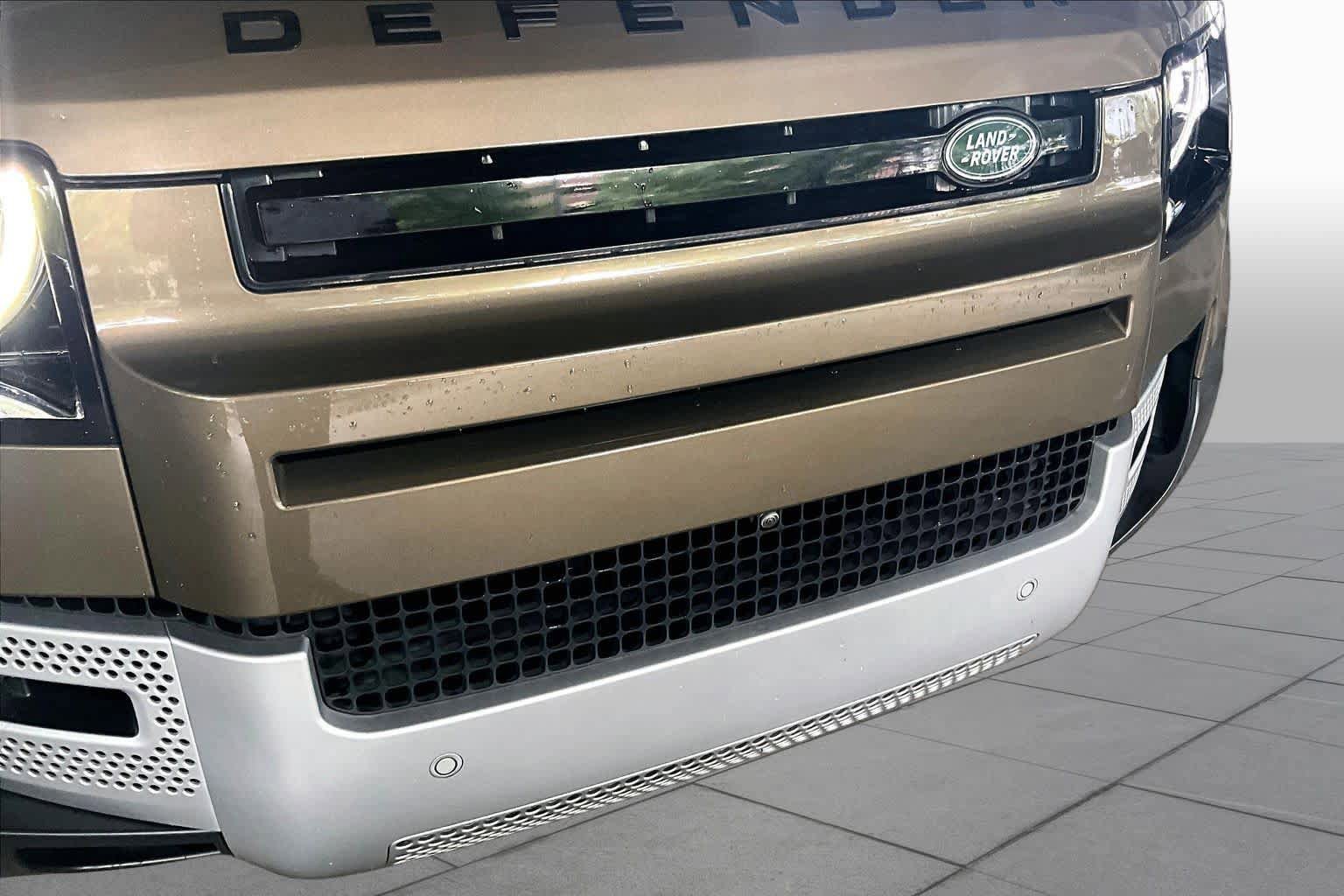 Used 2024 Land Rover Defender 110 S AWD/4WD image 28