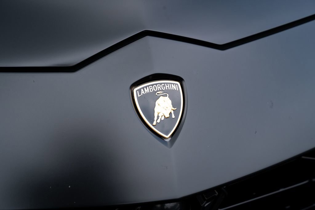 Used 2021 Lamborghini Urus AWD/4WD image 7