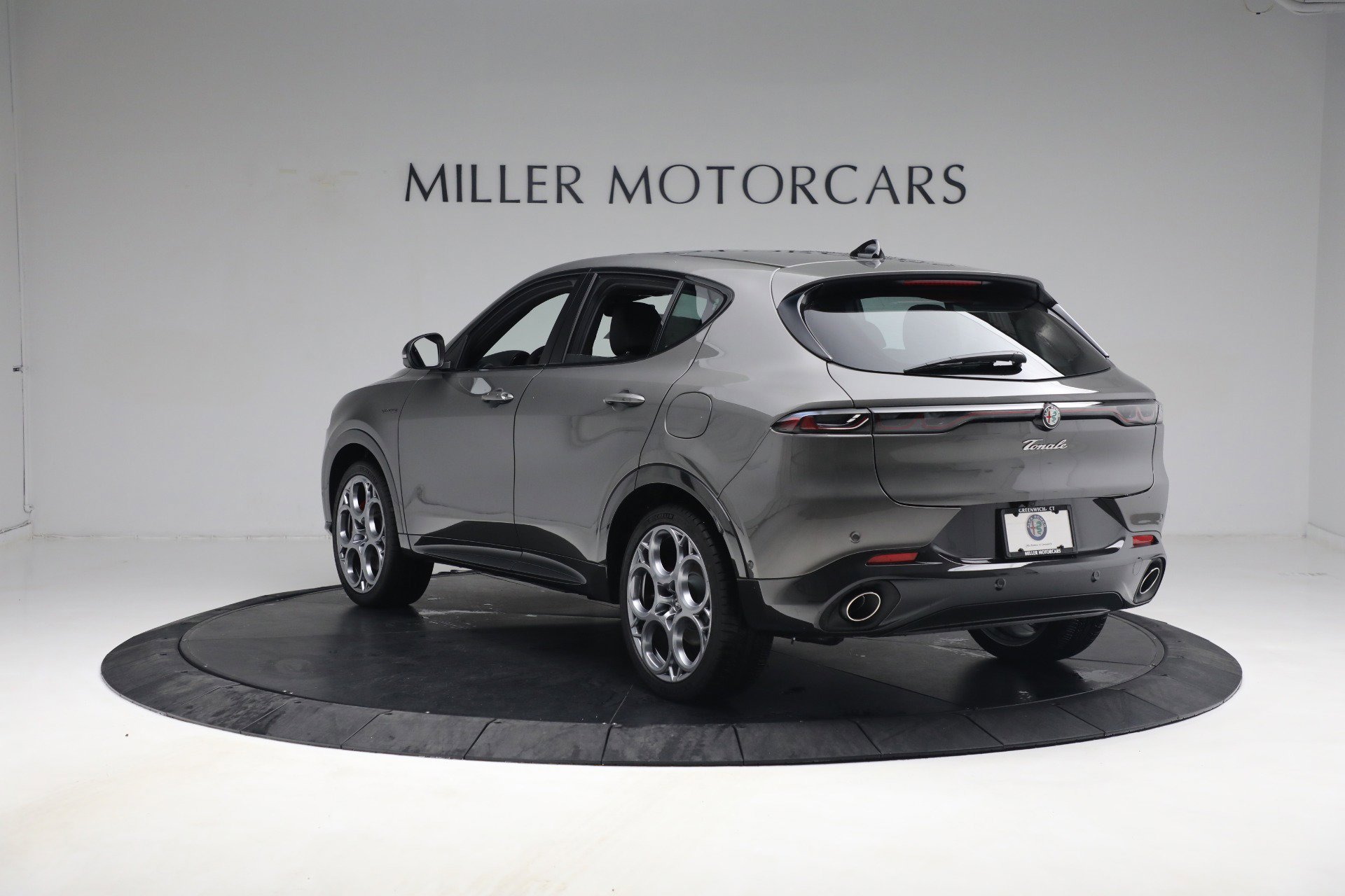Used 2024 Alfa Romeo Tonale Veloce image 8