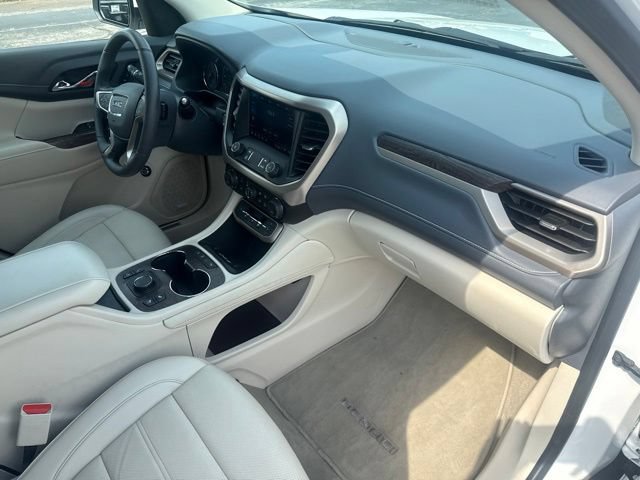 Used 2023 GMC Acadia Denali AWD/4WD image 15