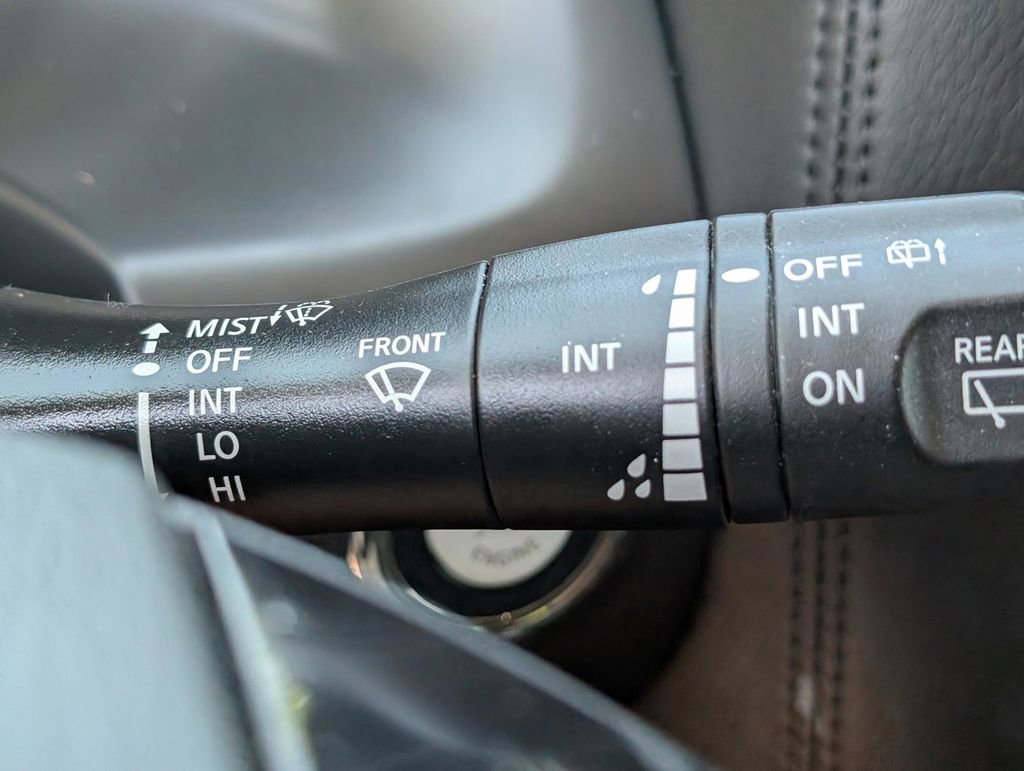 Used 2022 Nissan Armada SL w/ Captain's Chairs Package image 26