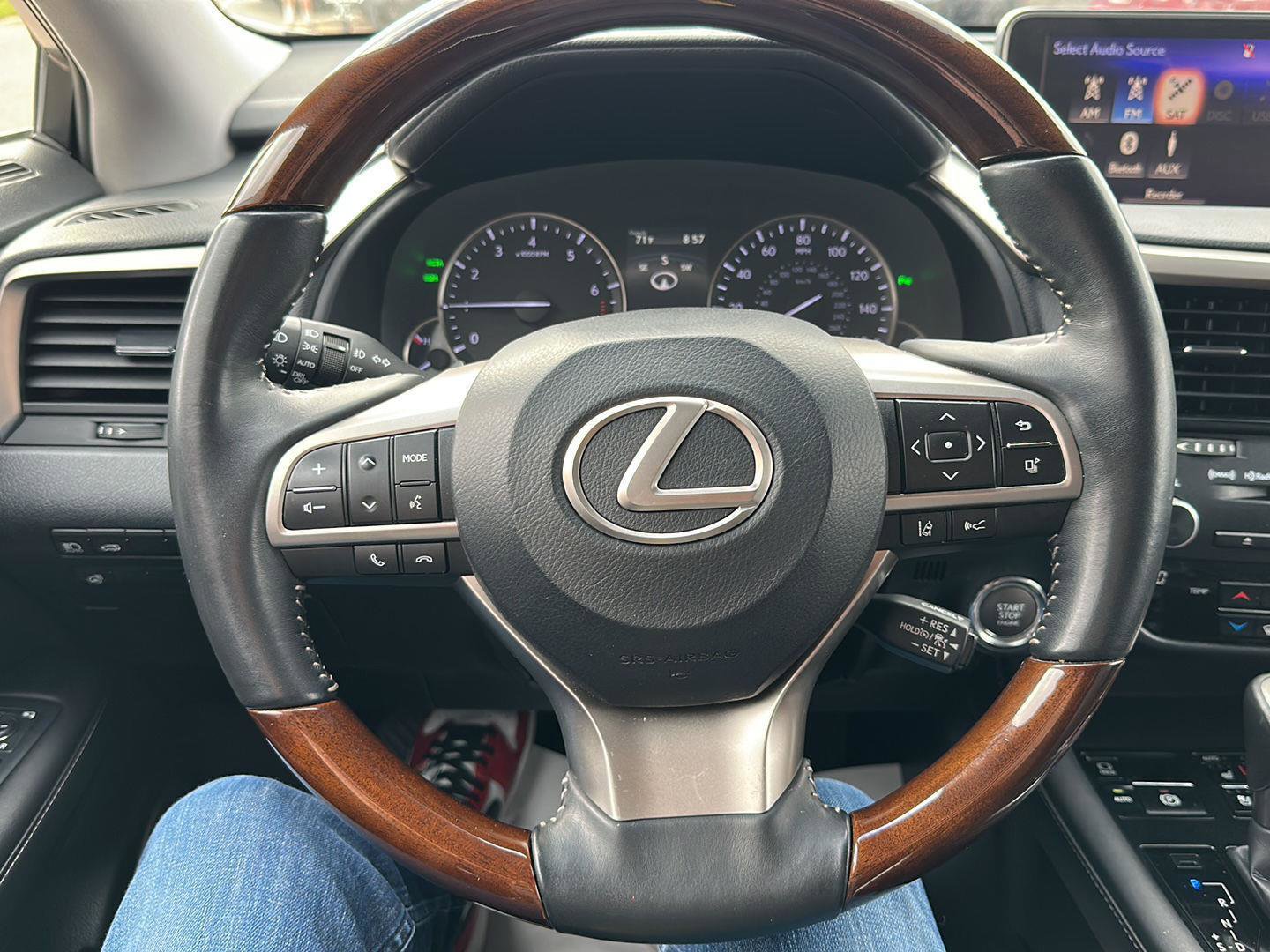 Used 2019 Lexus RX 350L FWD image 33