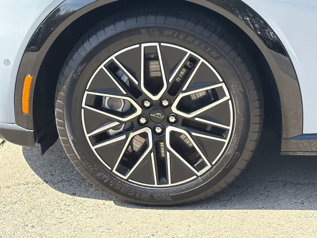 Certified 2024 Ford Mustang Mach-E Premium image 9
