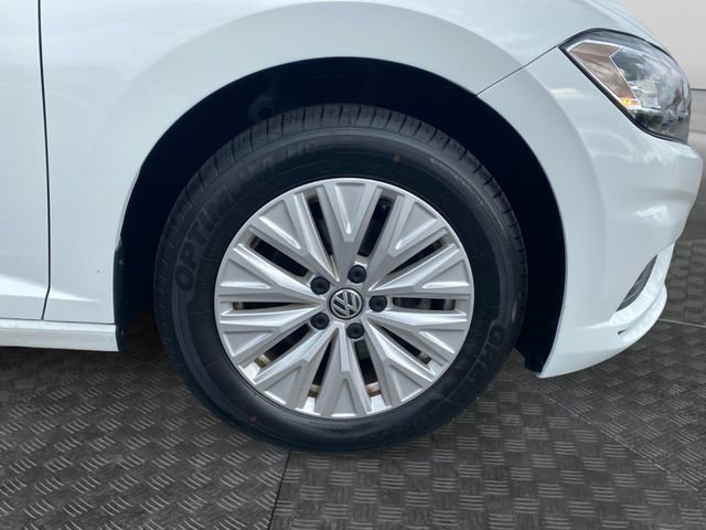 Used 2019 Volkswagen Jetta SE image 34