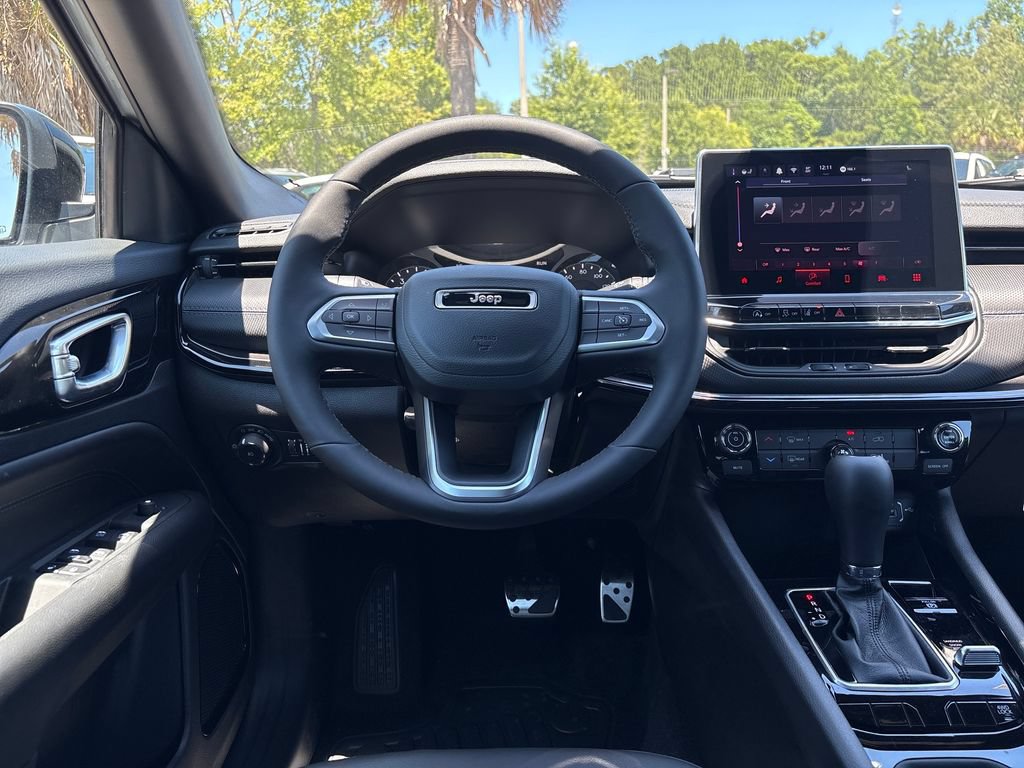 New 2026 Jeep Compass Latitude AWD/4WD image 8