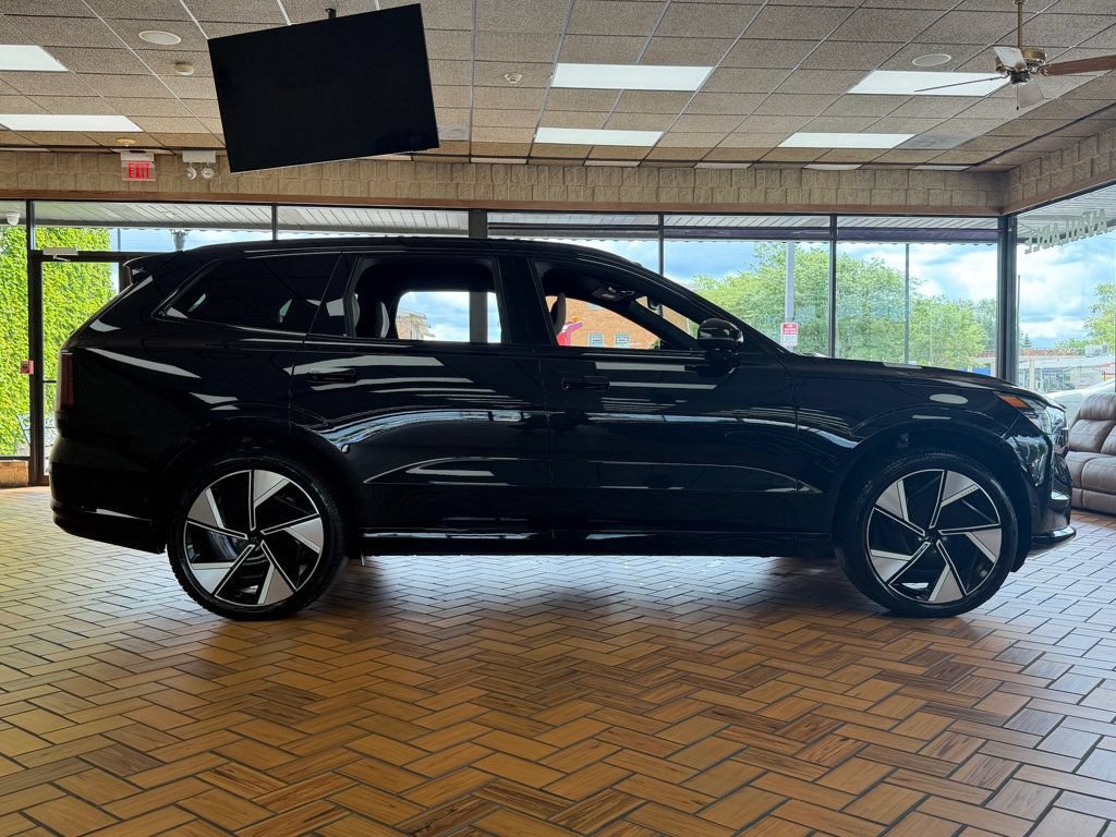 Used 2025 Volvo EX90 Plus AWD/4WD image 8