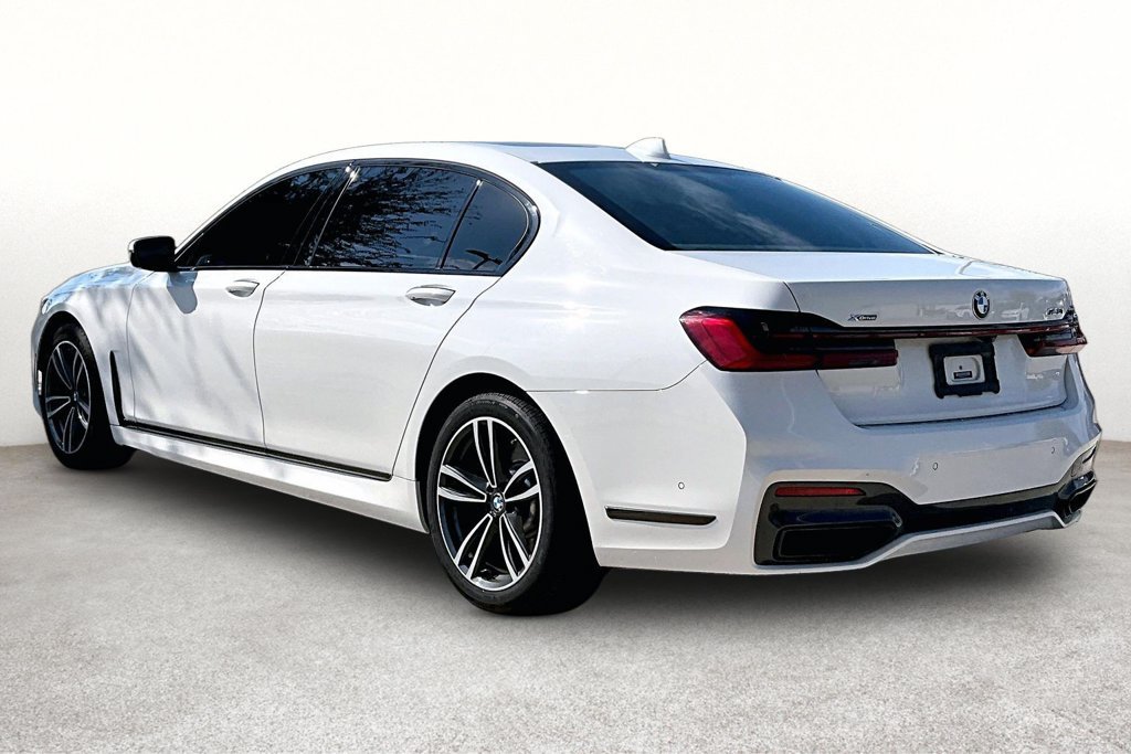 Used 2021 BMW 750i xDrive w/ Executive Package AWD/4WD image 14