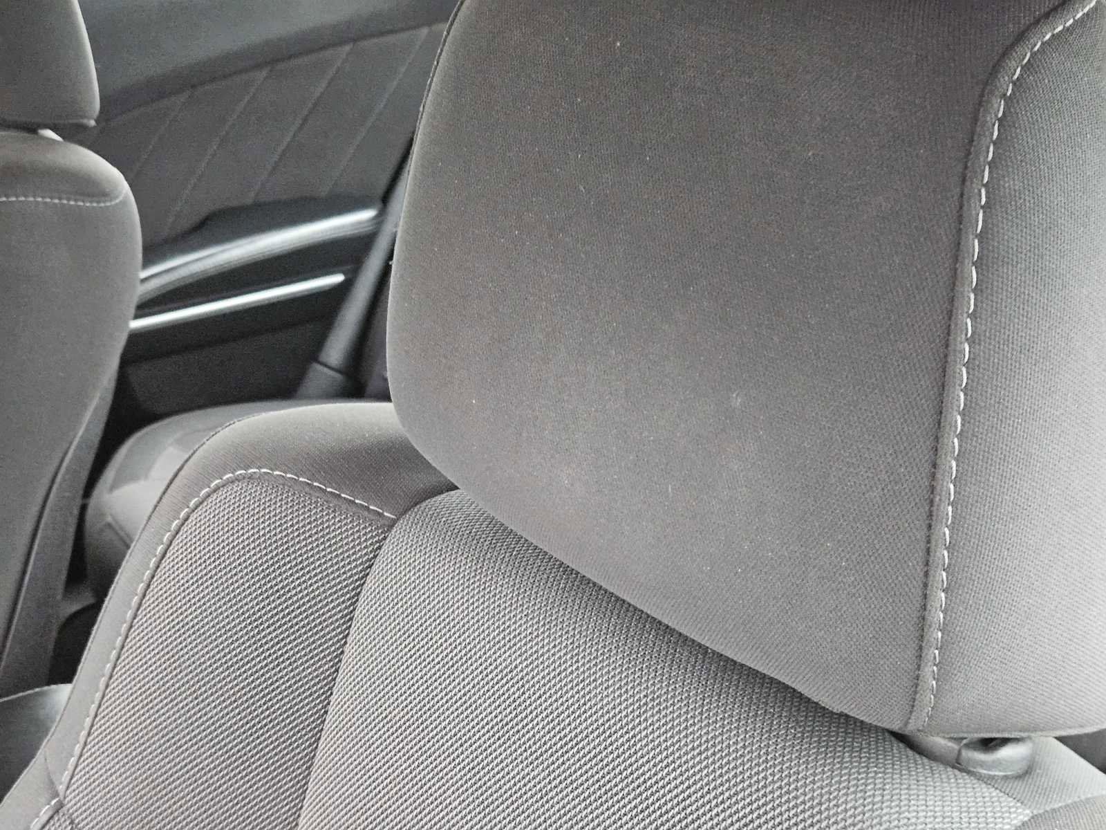 Used 2019 Dodge Charger SXT RWD image 14