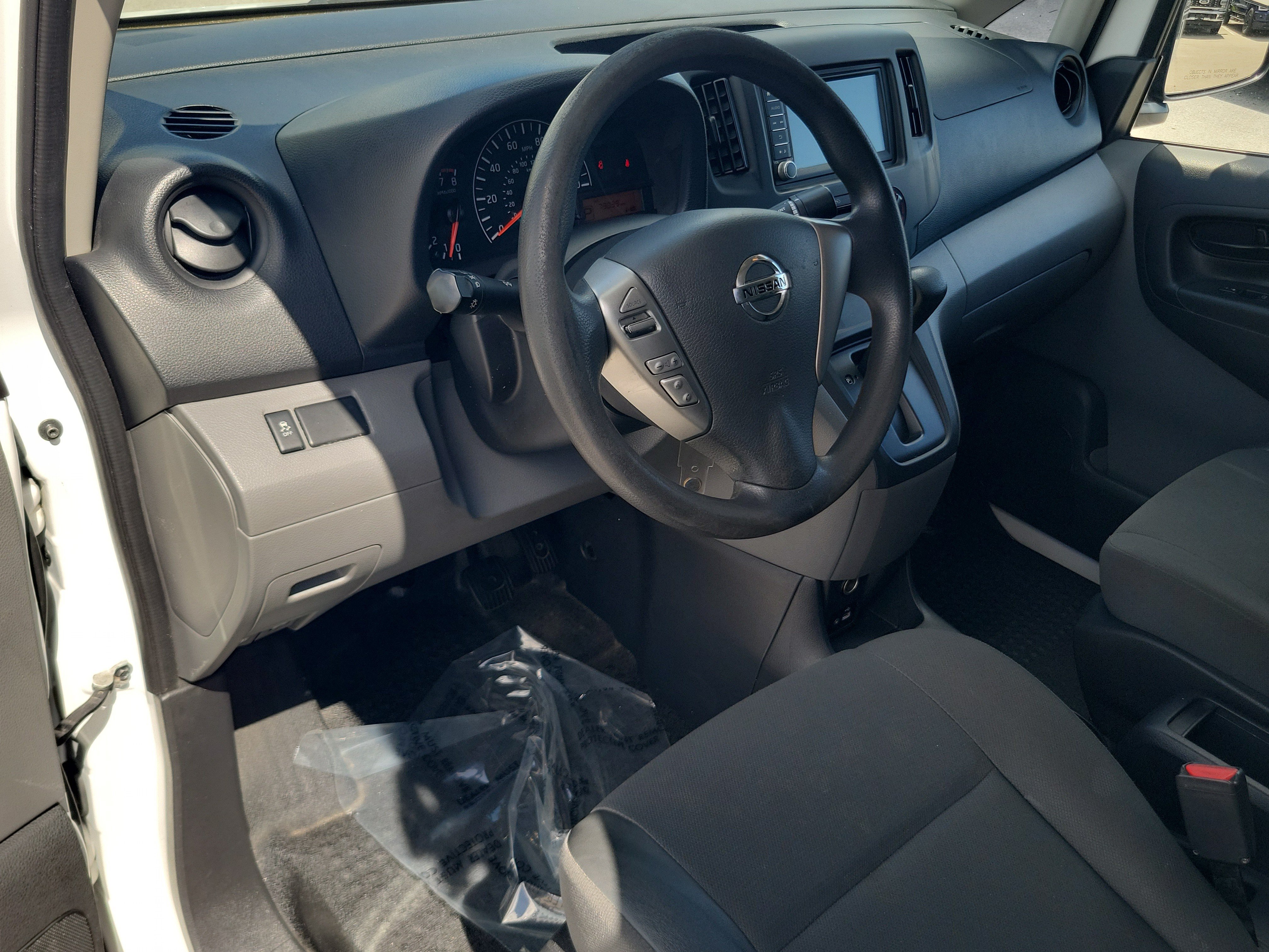 Used 2020 Nissan NV200 S FWD image 9