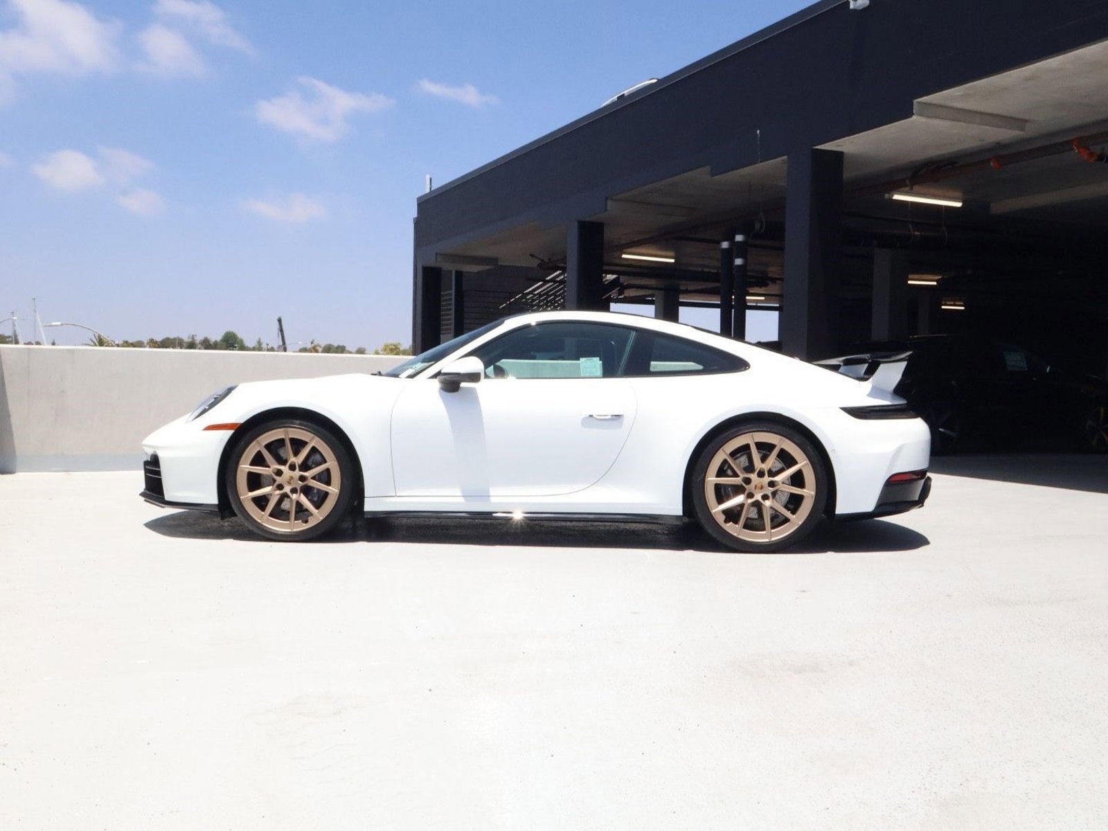 Certified 2025 Porsche 911 Carrera w/ Premium Package RWD image 2