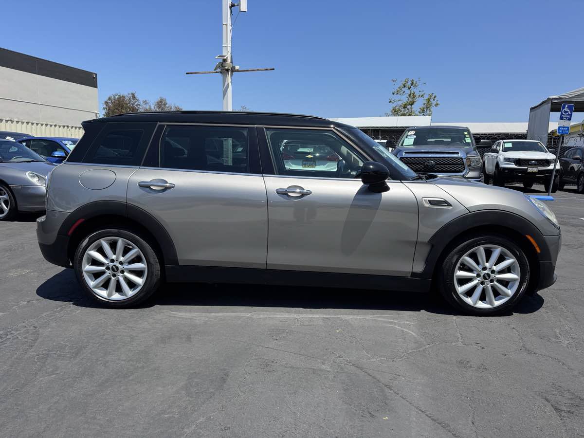Used 2016 MINI Cooper Clubman FWD image 7