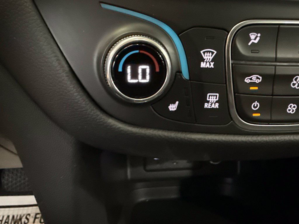 Used 2024 Chevrolet Equinox LT AWD/4WD image 32