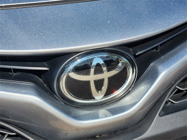 Used 2024 Toyota Camry SE image 11