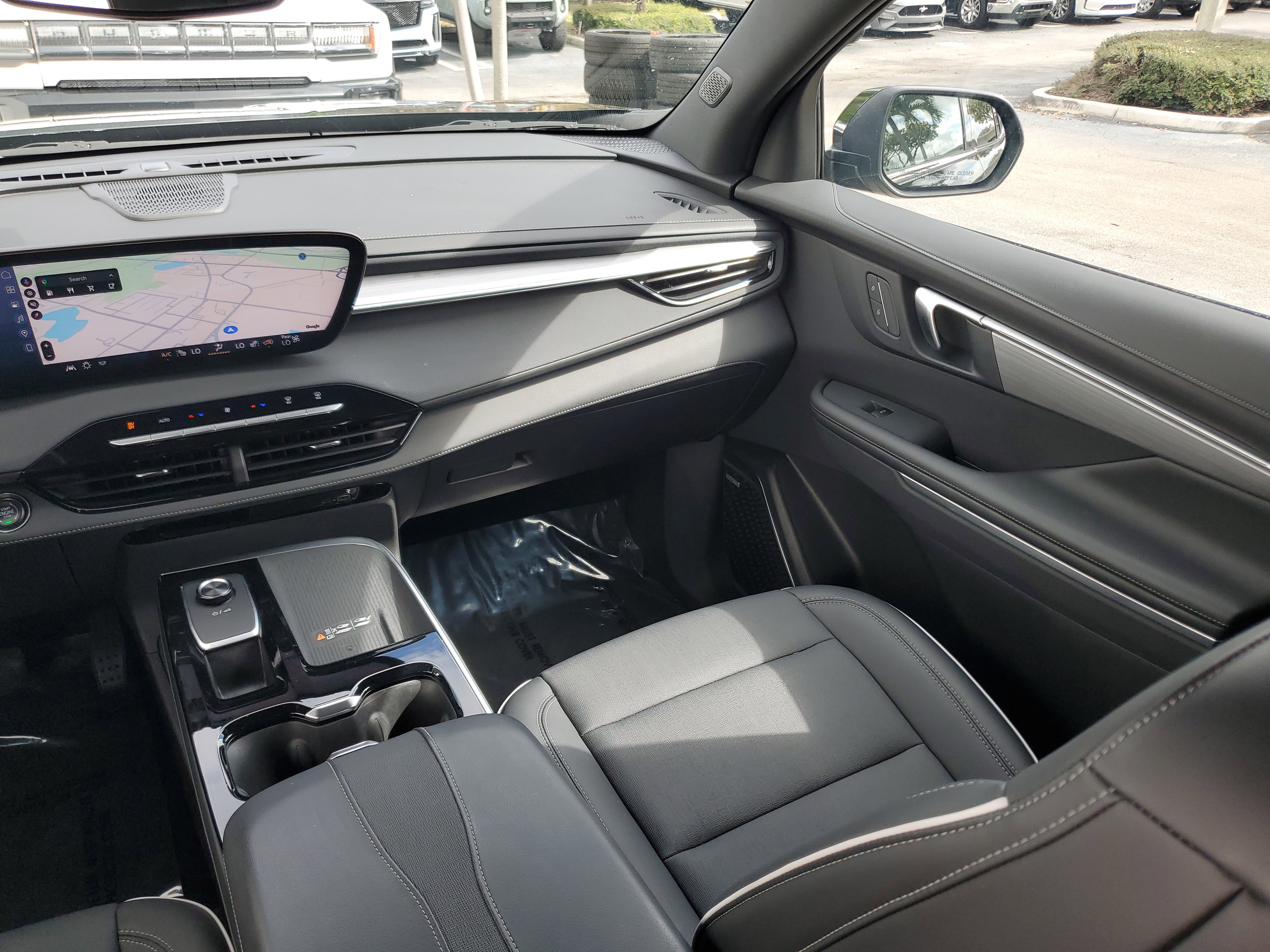 Used 2025 Buick Enclave Preferred image 18