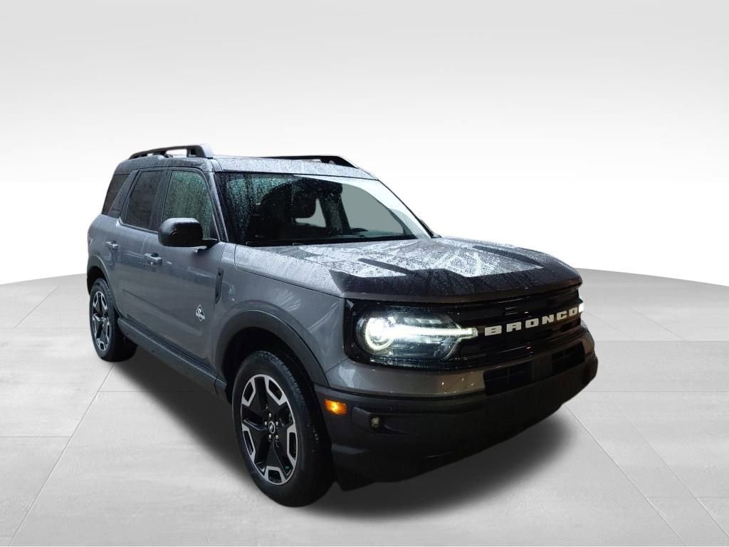 Certified 2022 Ford Bronco Sport Outer Banks w/ Tech Package image 4