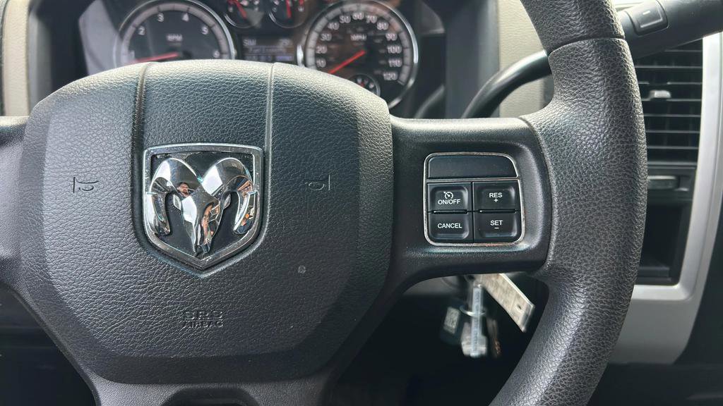 Used 2012 RAM 1500 Classic SLT RWD image 16