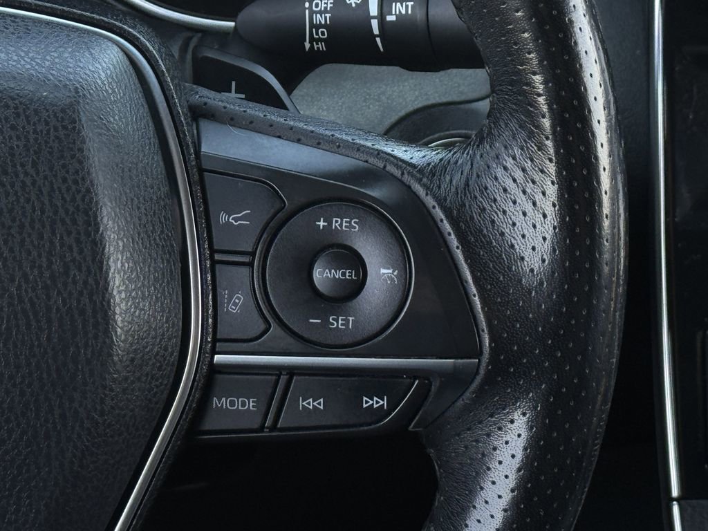 Used 2019 Toyota Avalon XSE w/ All Weather Liner Package image 15