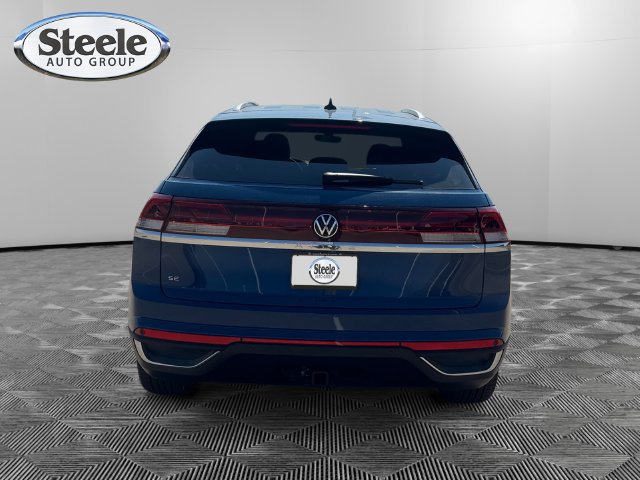 New 2026 Volkswagen Atlas Cross Sport SE FWD image 4